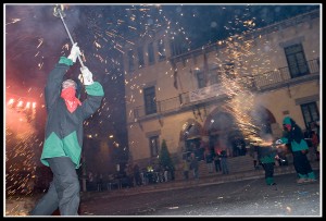 correfoc 20 anys colla de diables angels diabolics