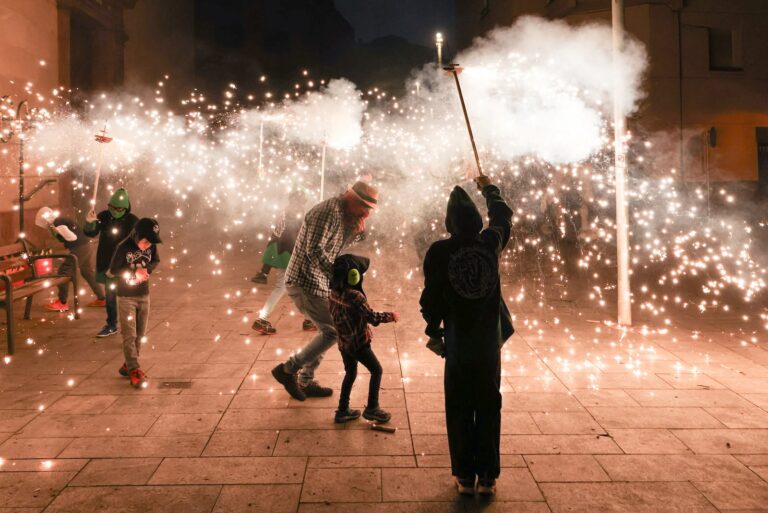 El foc i la tradició dels Àngels Diabòlics il·luminen la Festa Major d’Estiu 2026